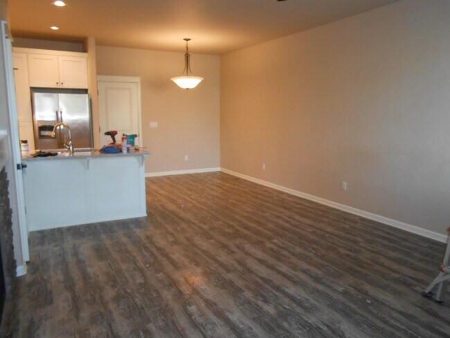 Building Photo - 20783 Boulderfield Ave