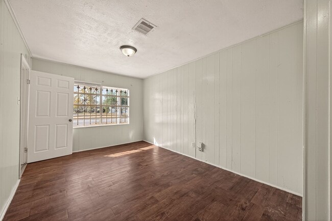 Building Photo - 5315 Bellfort Ave