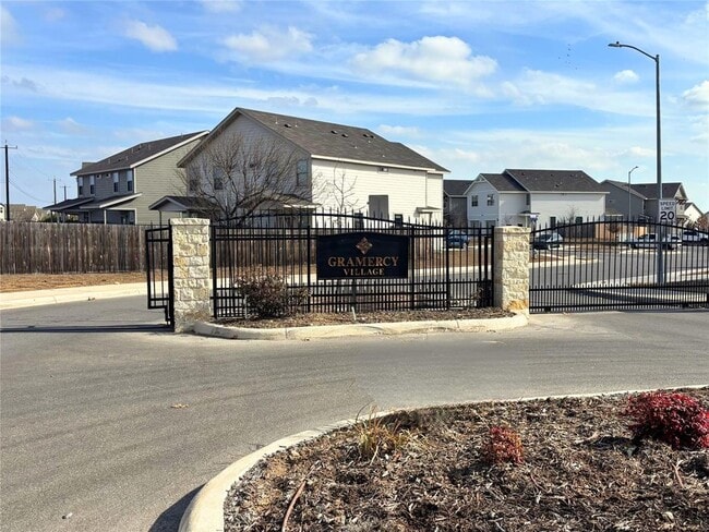 Building Photo - 13837 Enzo Gate