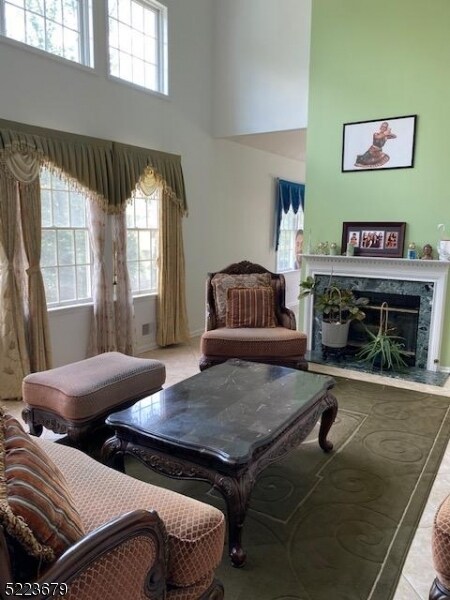 Building Photo - 29 Phillip Dr