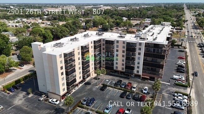 Building Photo - 2901 26th St W