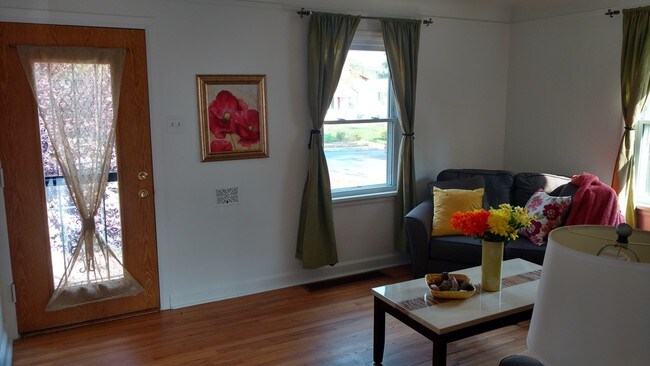 Building Photo - 2317 S Downing St