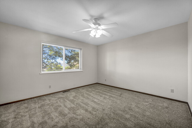 Building Photo - 30 El Caballo Trail