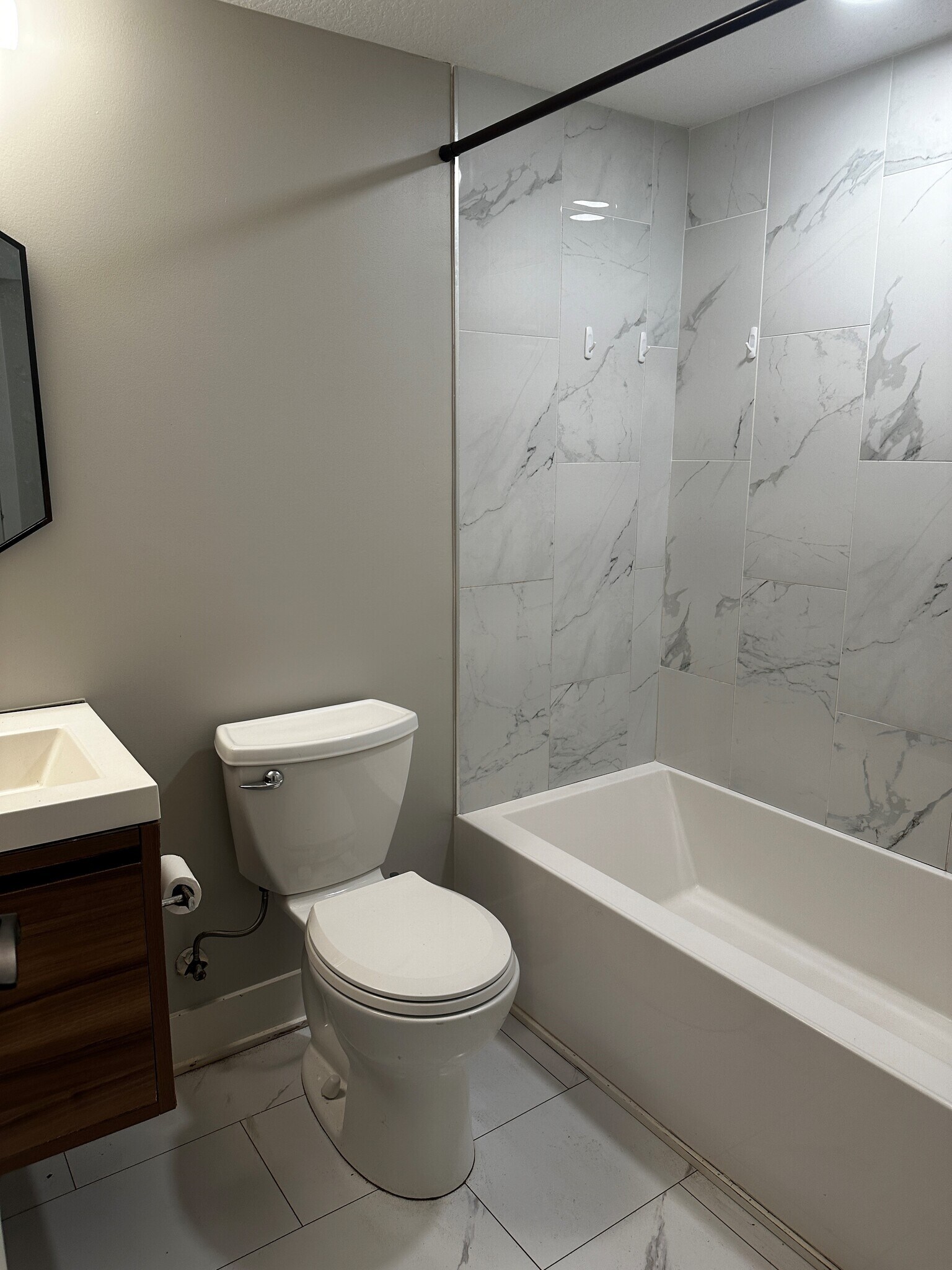 Building Photo - 3528 Bloomington Ave