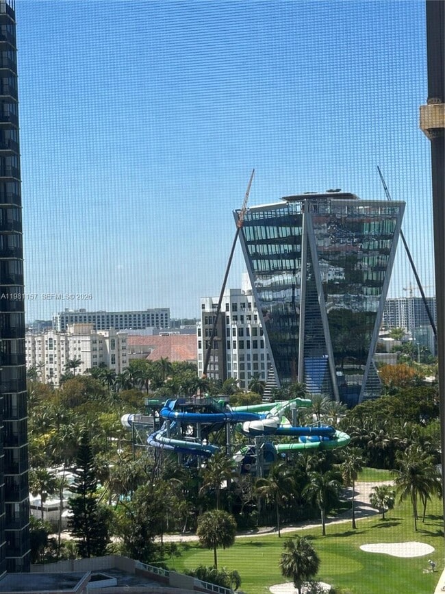 Building Photo - 20301 W Country Club Dr