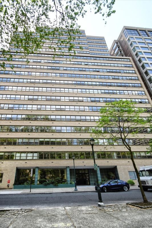 Building Photo - 1806-18 Rittenhouse Square