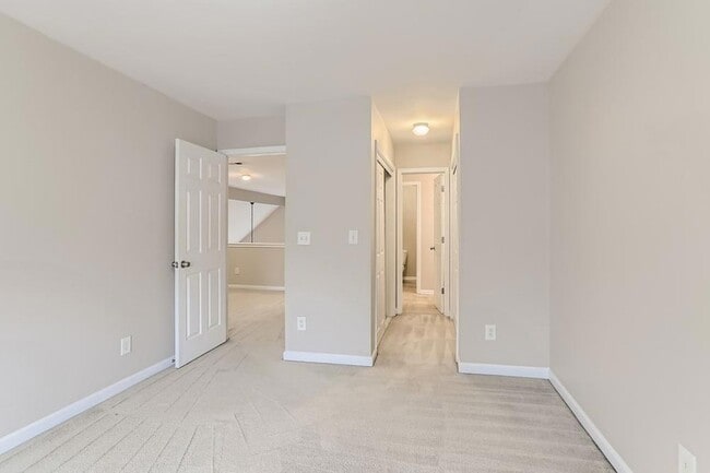 Building Photo - 2605 Gateview Ct