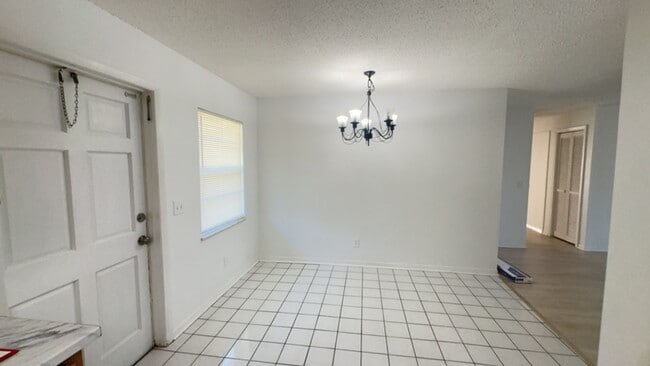 Building Photo - Indian River Heights