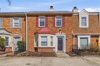 Building Photo - 1328 Mill Lake Quarter