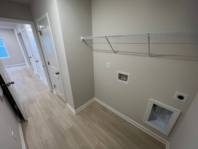 Building Photo - 1008 Minocqua Rd