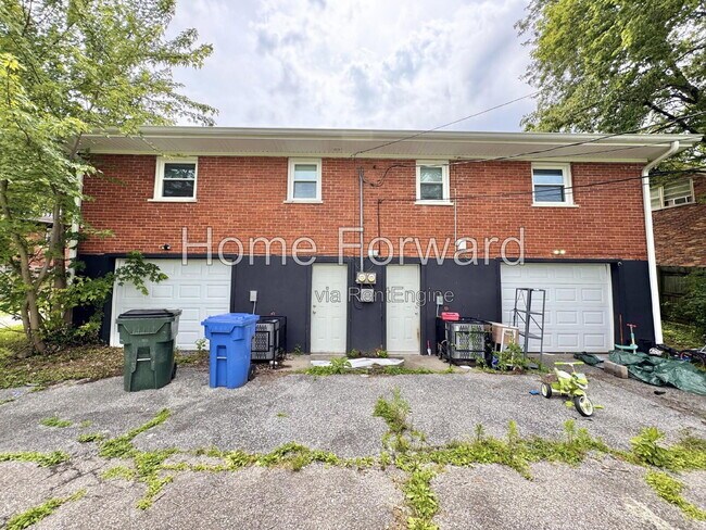 Building Photo - 2010 Fordson Ct