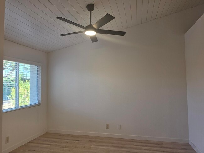 Building Photo - 74800 Sheryl Ave