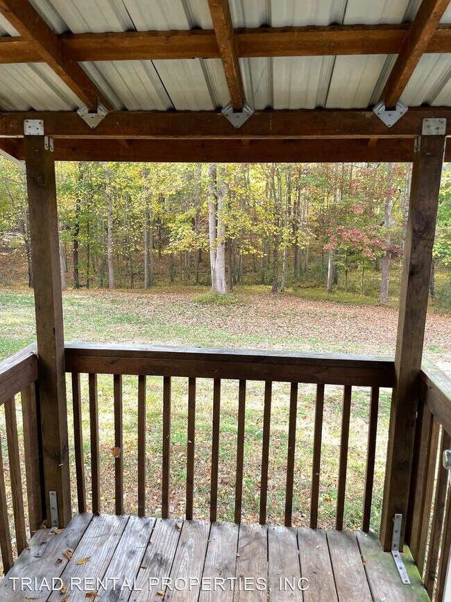 Building Photo - 2 br, 1 bath House - 6670 RANDALL HURLEY RD.