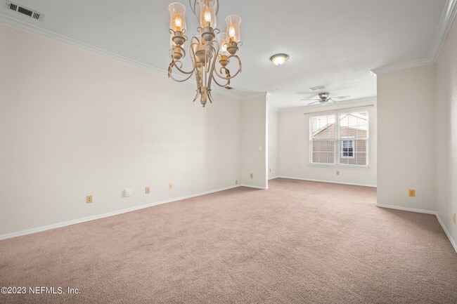 Building Photo - 13810 Sutton Park Dr N