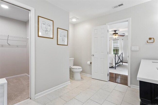 Building Photo - 112 Yardarm Ct