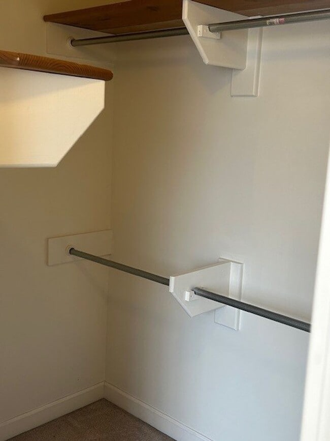 Building Photo - 4236 N Woodstock Dr