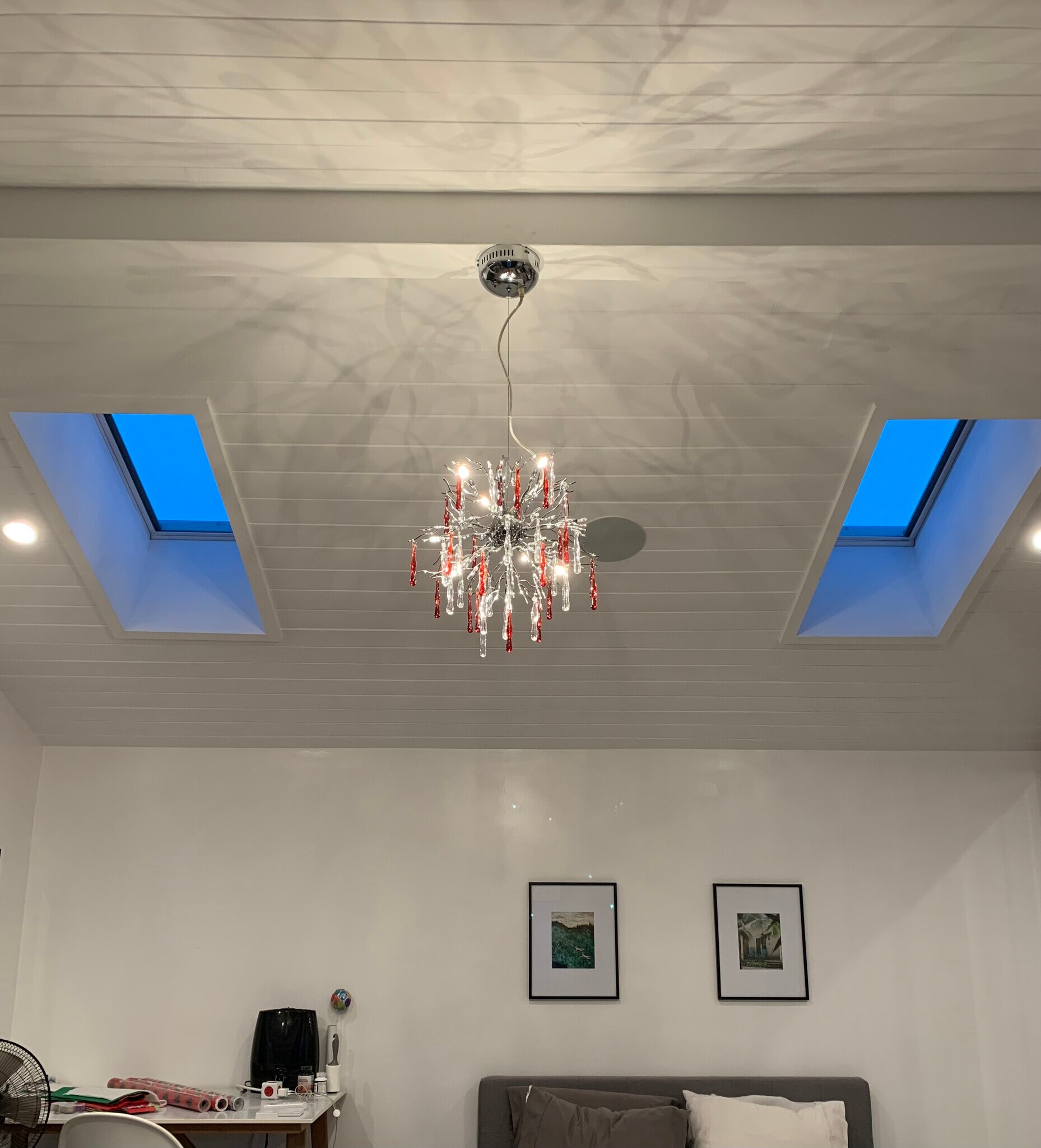 Building Photo - 2122 Kelton Ave