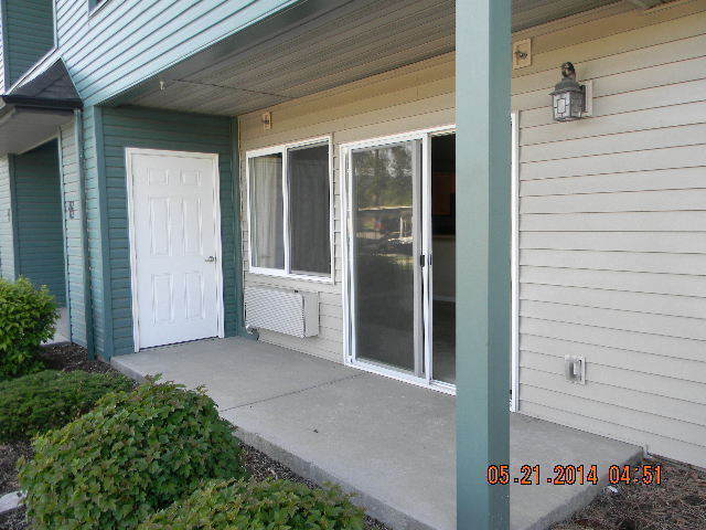 Building Photo - PROMENADE CONDOS