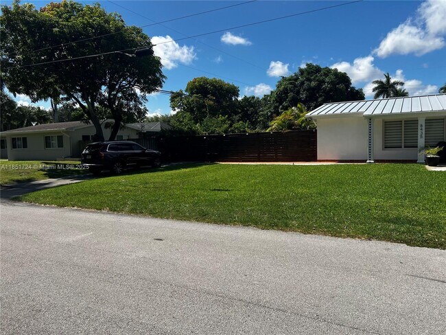 Building Photo - 8435 SW 156th St