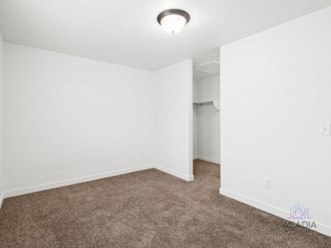 Building Photo - Modern 3BR Apt with Attached Garage & Stunning Mountain Views – Vineyard, UT