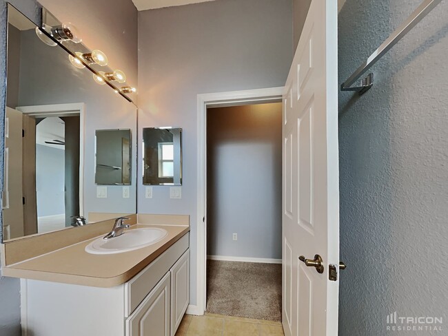 Building Photo - 21532 Silver Bay Pl