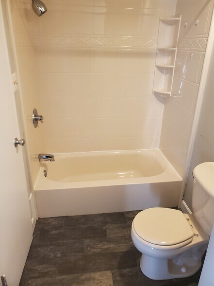 Building Photo - 1024 Cape Splitt Harbour