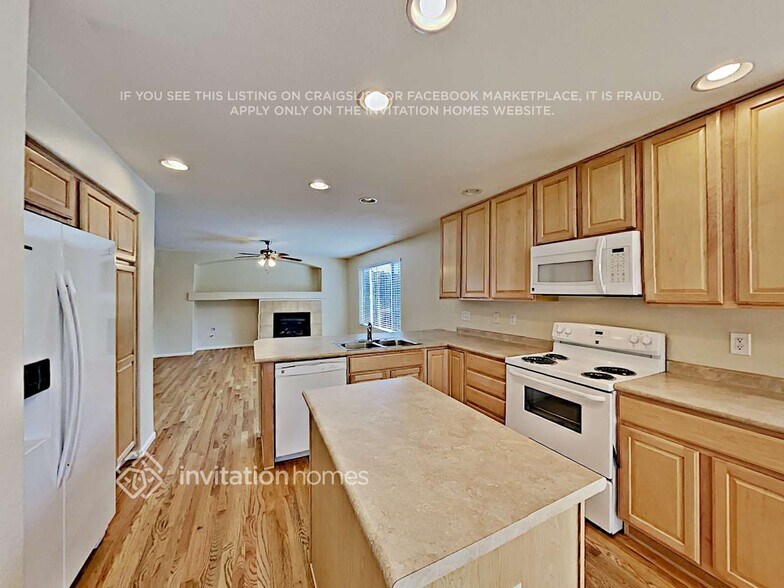 Building Photo - 11888 Trail Ct