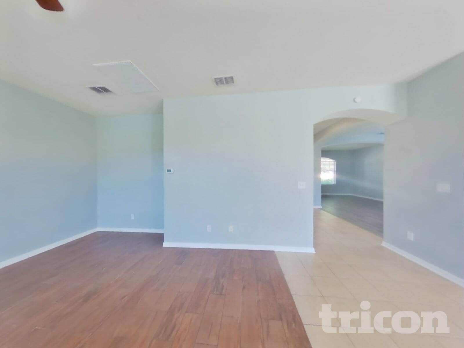 Building Photo - 4422 Fieldview Cir