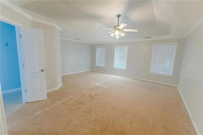 Building Photo - 1332 Melrose Woods Ln SE