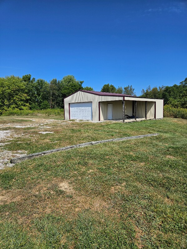 Building Photo - 2020 Rhodelia Rd
