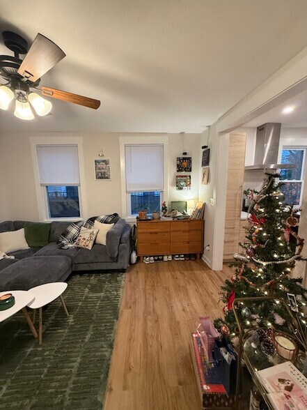 Building Photo - 2817 Bridge Ave