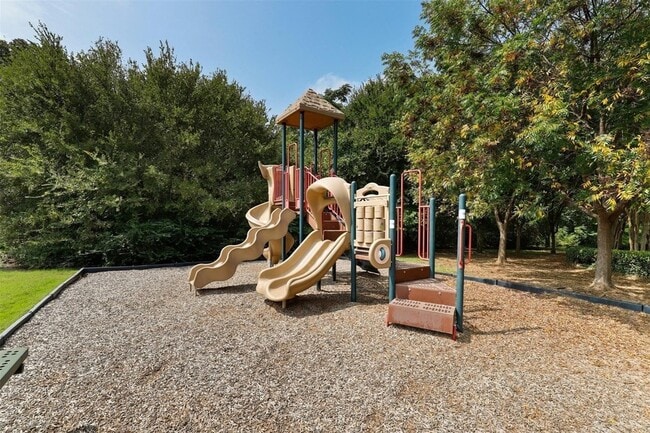 Building Photo - 1721 Shoebill Dr