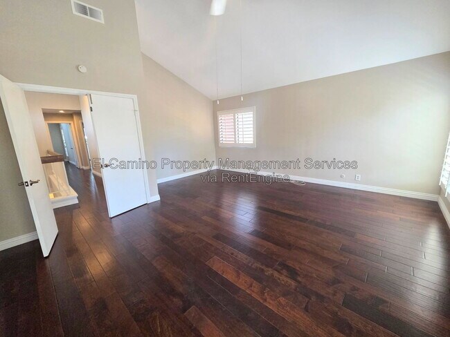 Building Photo - 2702 Belmont Ct