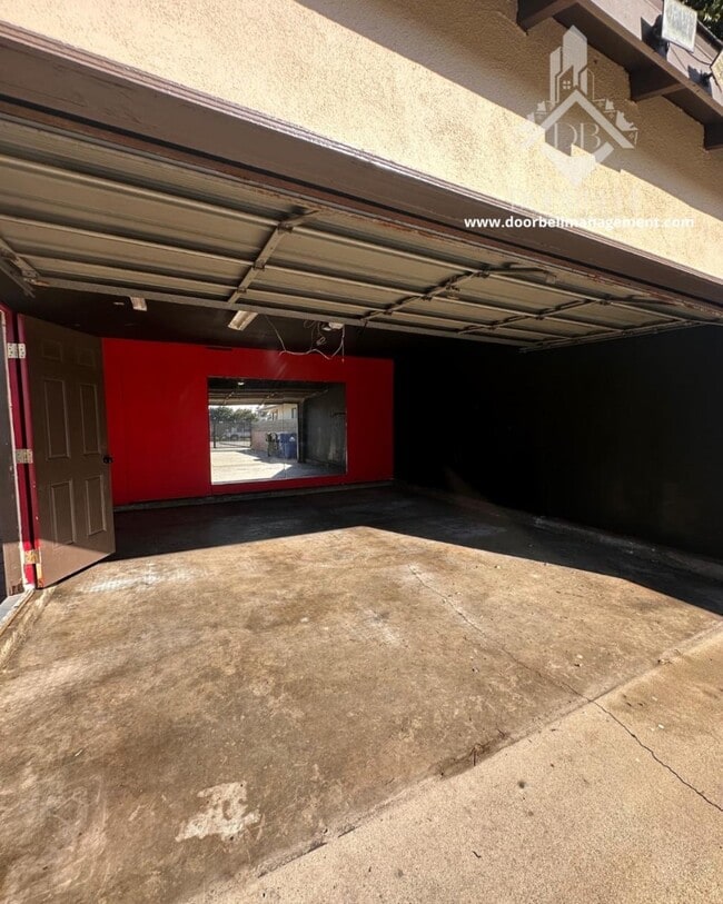 Building Photo - 956 W Harvard Pl