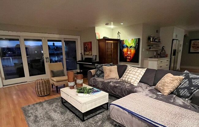 Building Photo - OPEN HOUSE 11AM-1PM Sunday 7/19 - Rare prime waterfront home right on the San Mateo Lagoon, avail...