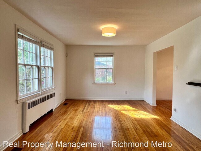 Building Photo - 3 br, 1.5 bath House - 6202 Dustin Drive