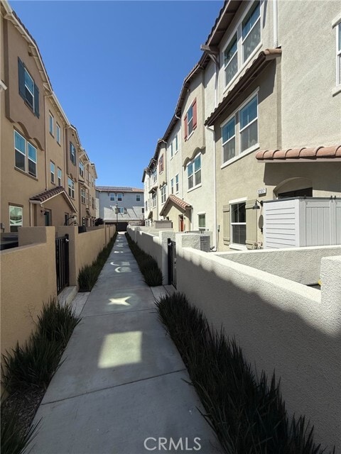 Building Photo - 22316 Spanish Oak Ct