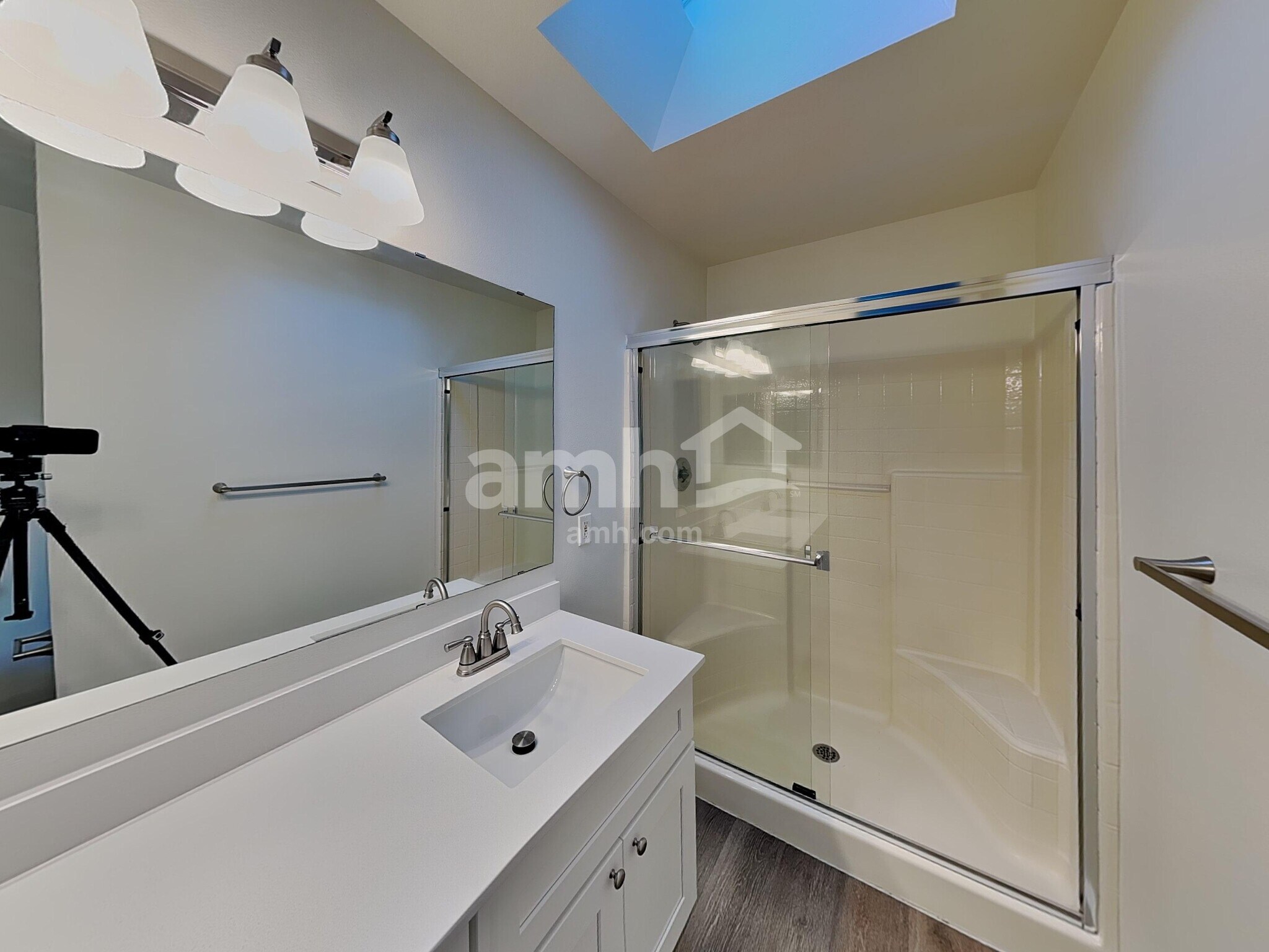 Building Photo - 11620 34th St NE