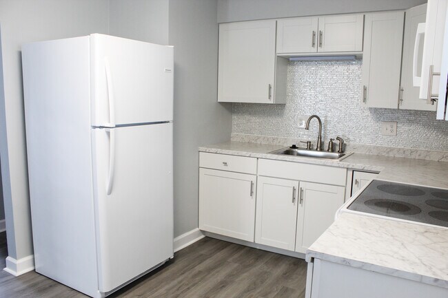 Building Photo - 178 175th Ave E