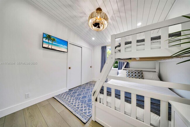 Building Photo - 129 Nautilus Dr