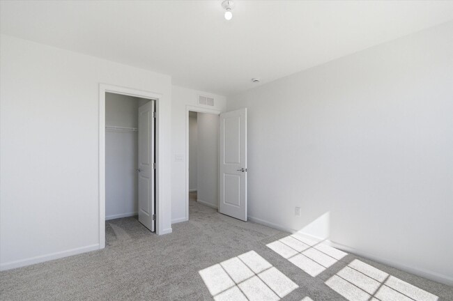 Building Photo - 5604 Corgi Dr