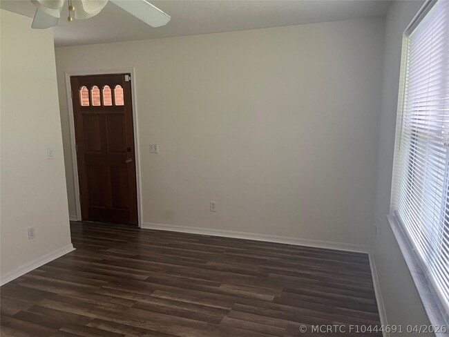 Building Photo - 800 French Creek Ln