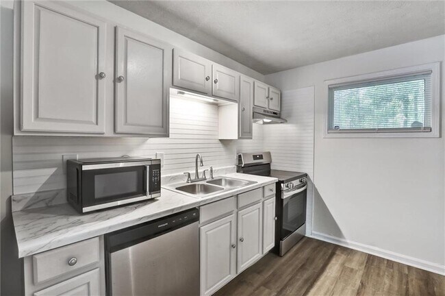 Building Photo - 4371 Springwood Terrace