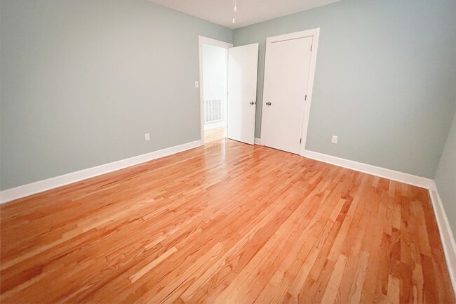 Building Photo - Beautifully Updated Home Near Wrightsville Beach & Mayfaire - Pet Friendly!