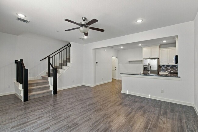 Building Photo - 3958 Sukay Dr