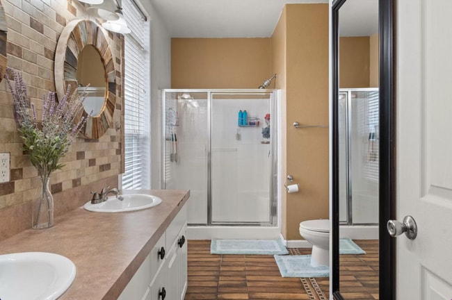 Building Photo - 4701 Navajo Rd