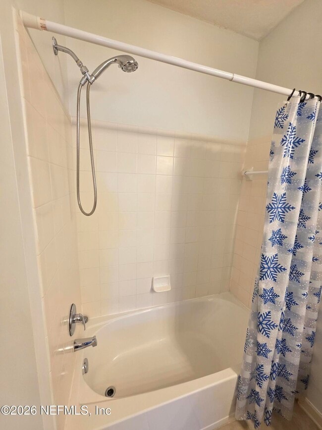 Building Photo - 5663 Greenland Rd