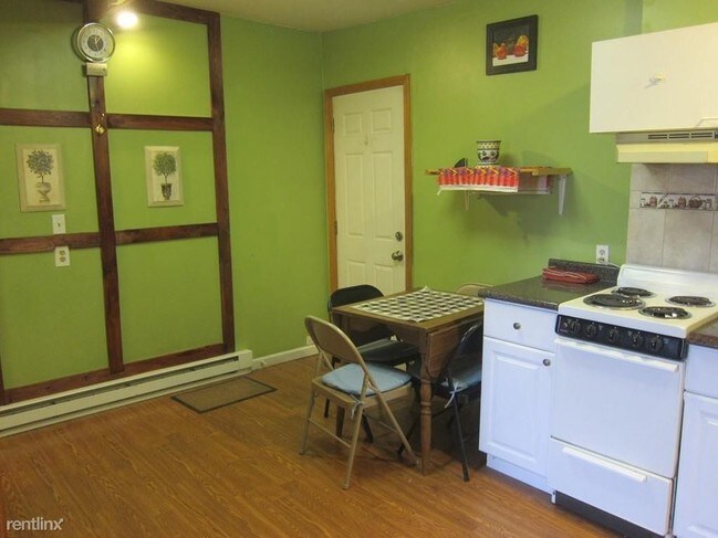 Building Photo - 1 br, 1 bath  - 3559 Washington St