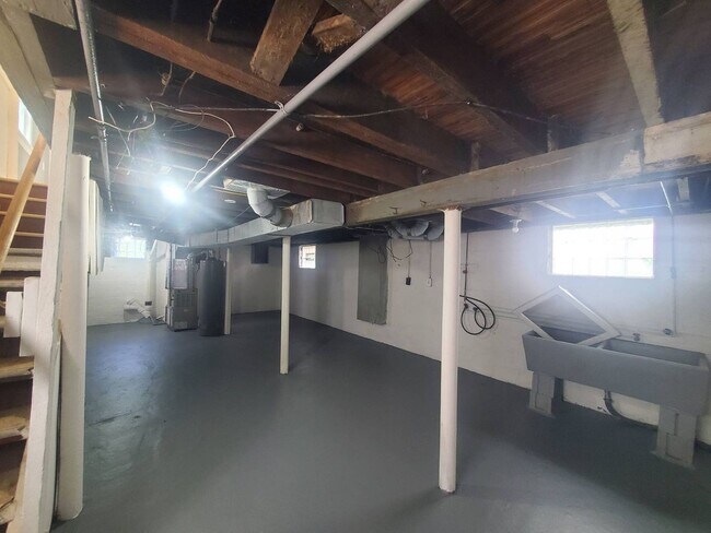 Building Photo - 3118 W 97th St
