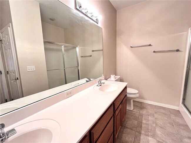 Building Photo - 28 Highland Pkwy